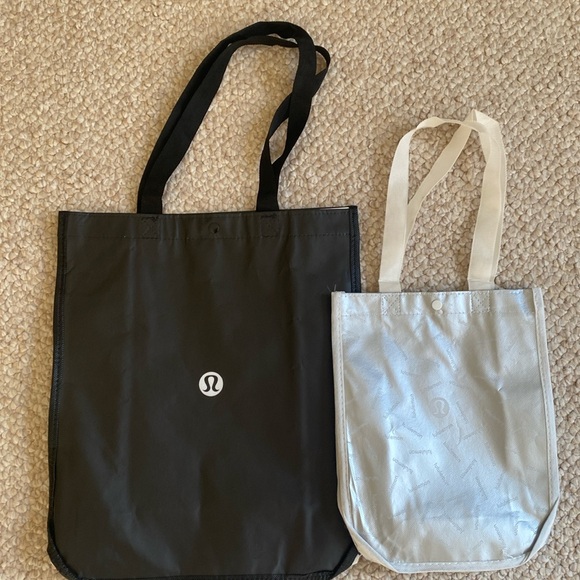 Lot (x2) Lululemon Reuseable Shopping Tote Bags Silver Small & Large Black, New - Picture 2 of 3